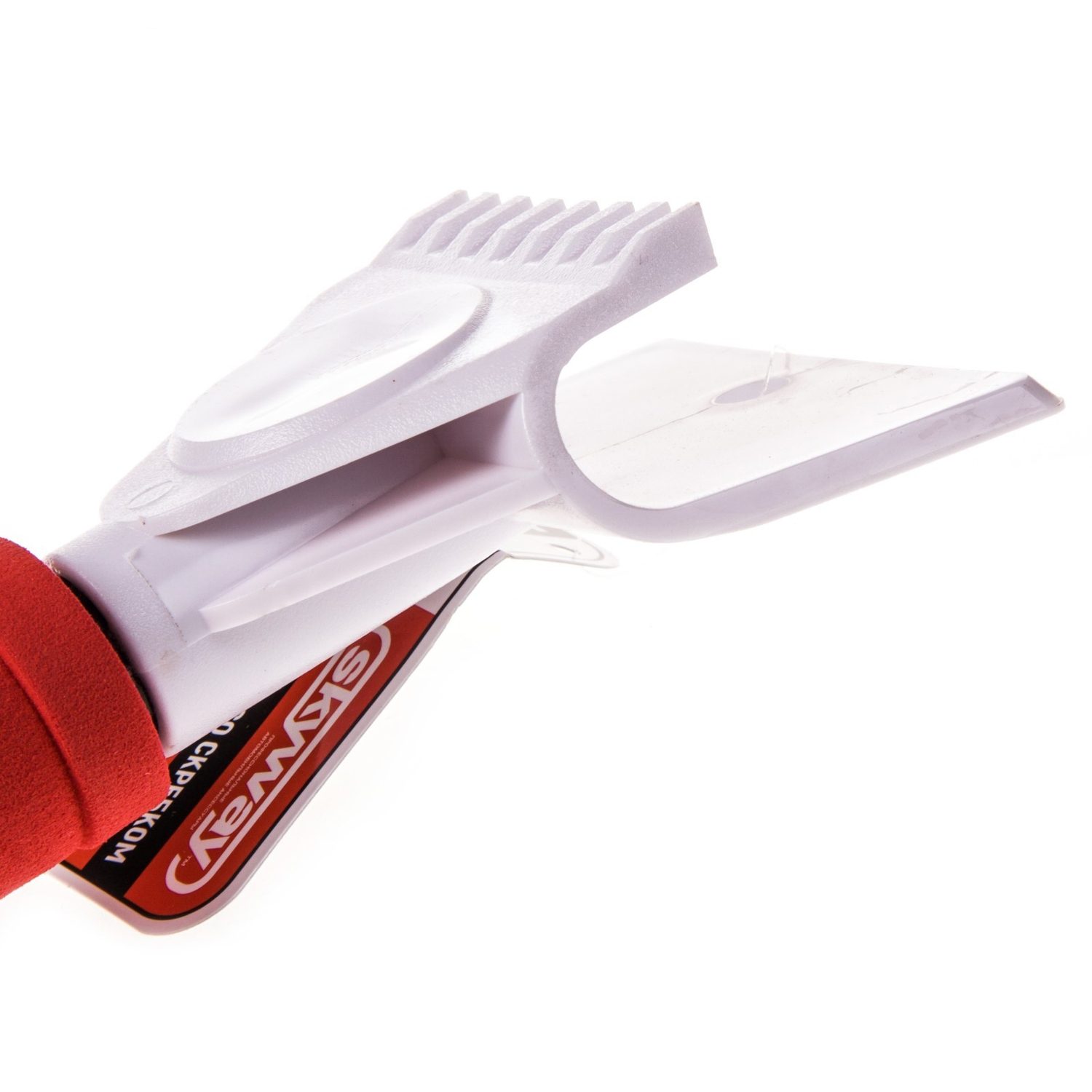 Щётка от снега со скребком SKYWAY, 78 см, двойной скребок, с распушенной щетиной S07801011