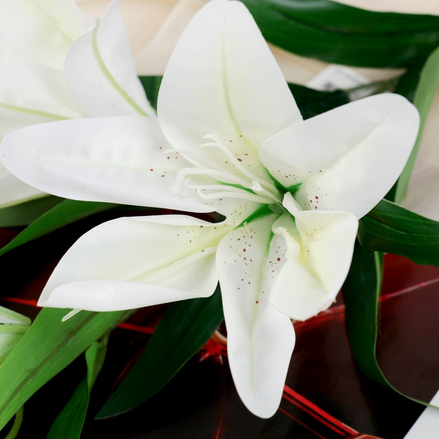 Цветы искусственные "Три лилии" 18*90 см, белый   3556659